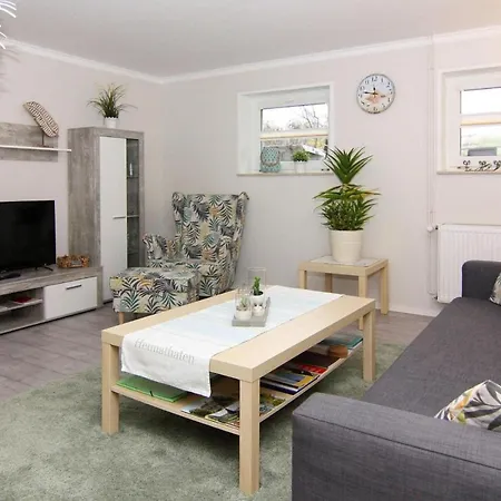 Διαμέρισμα Apartment, *
